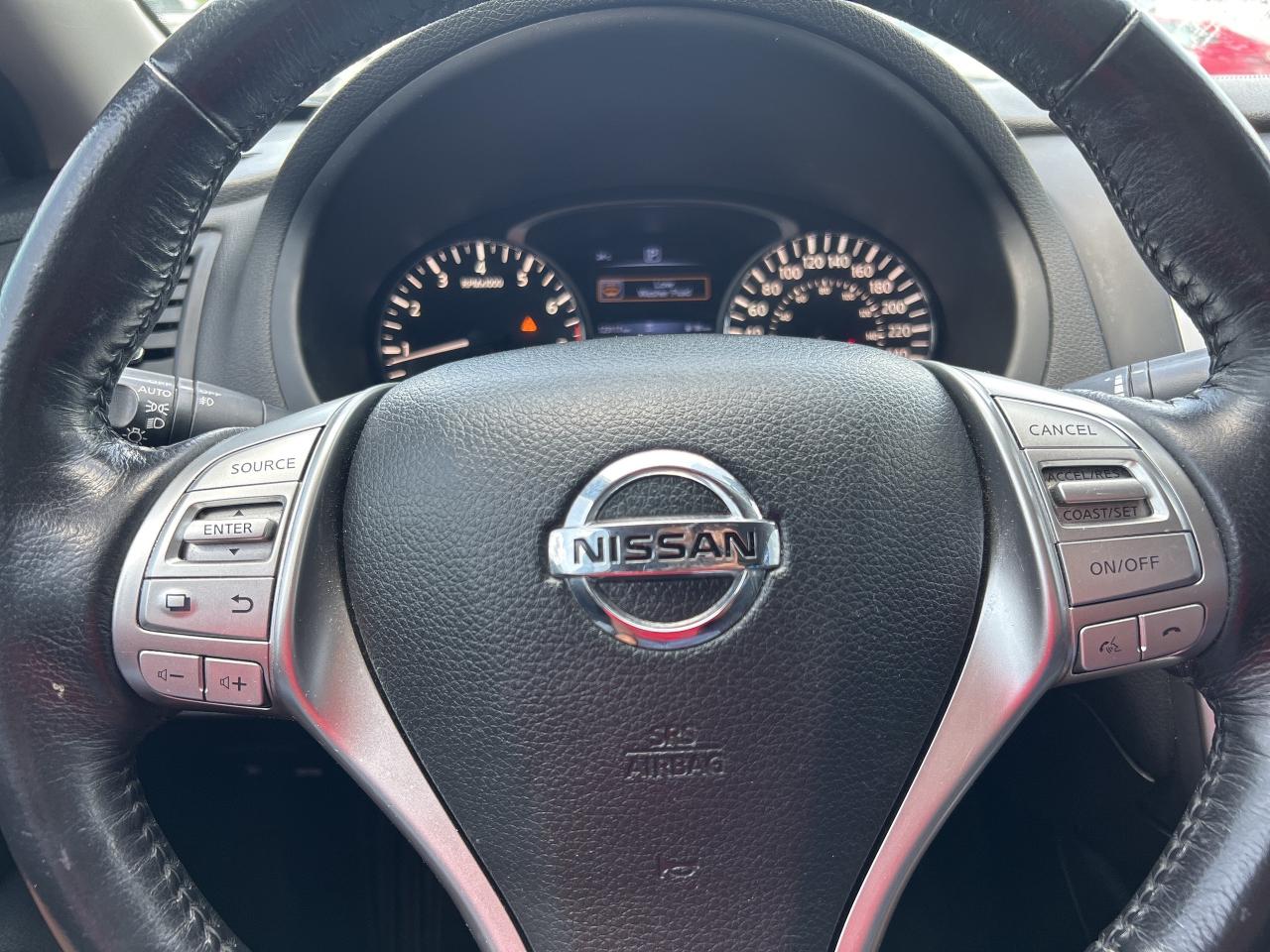 2018 Nissan Altima 2.5 SV   Sunroof   Clean Carfax Photo