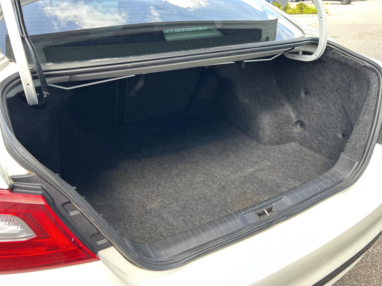 2018 Nissan Altima 2.5 SV   Sunroof   Clean Carfax Photo