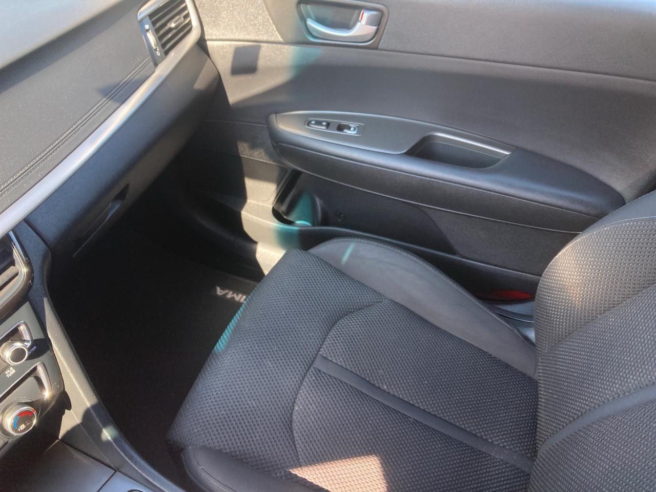 2019 Kia Optima LX-LOADED-HEATED SEATS-BLUETOOTH Photo