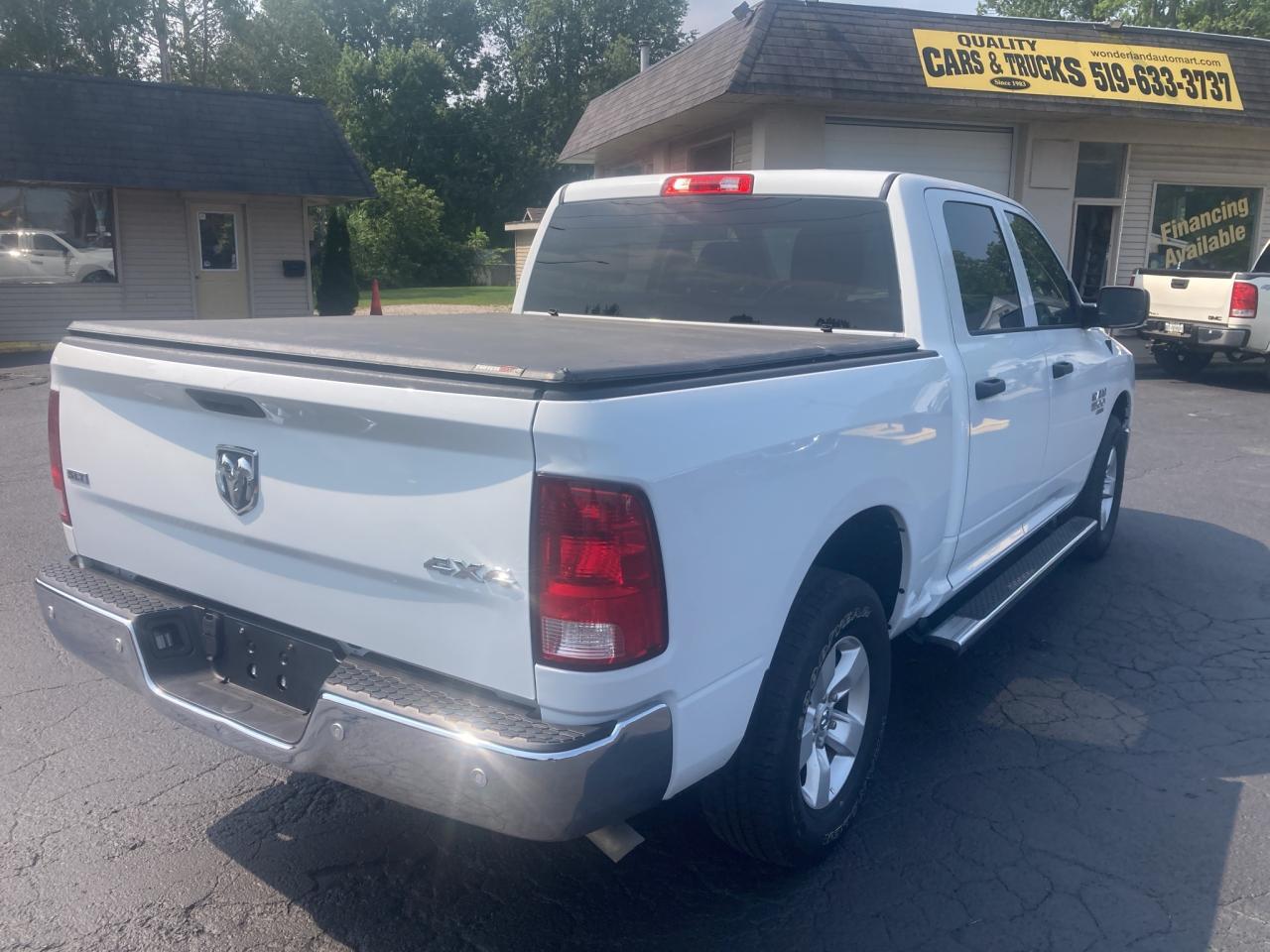2022 RAM 1500 Classic SLT-BACK UP CAMERA-CLASSIC-HEATED SEATS Photo4