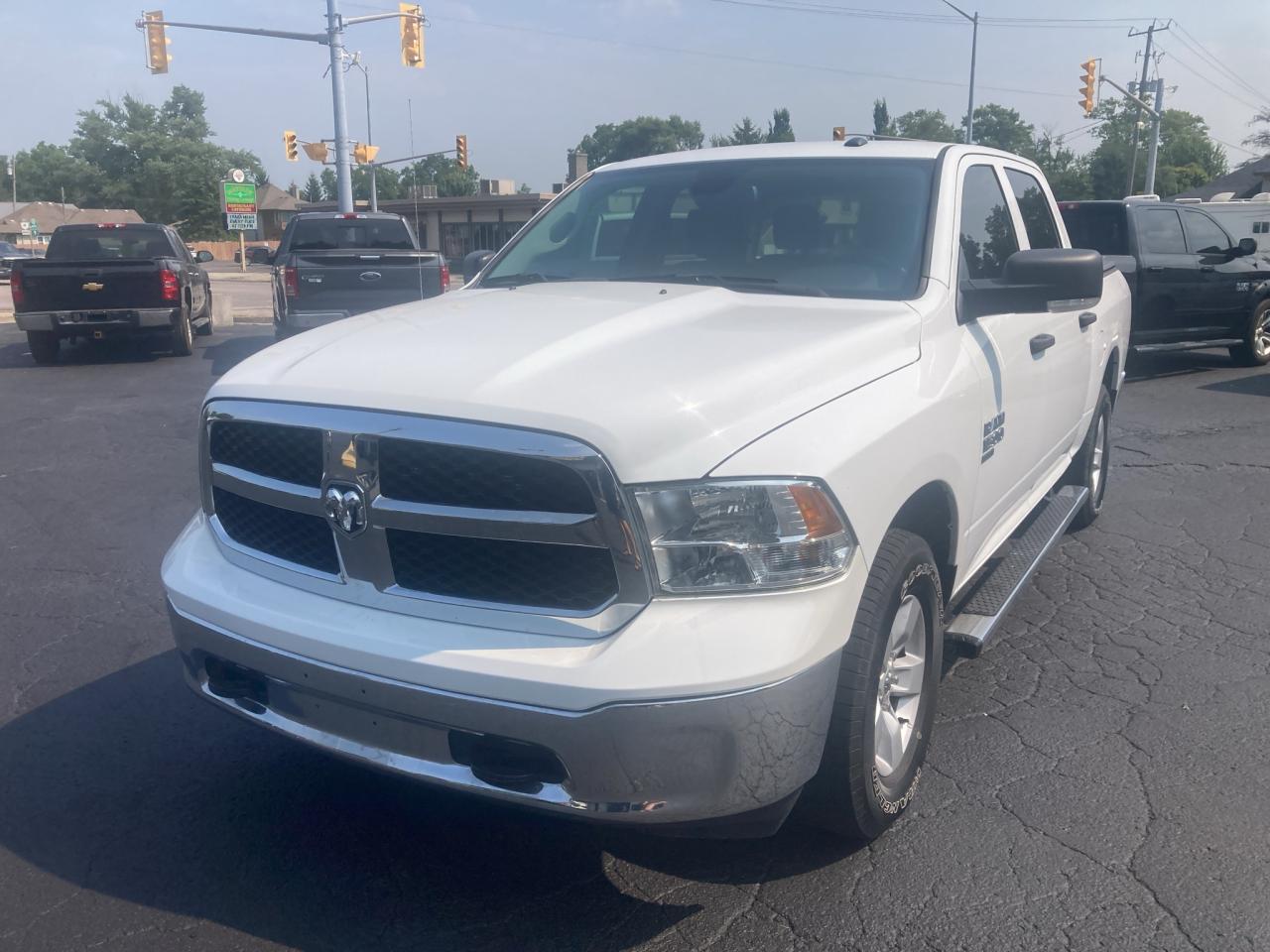 2022 RAM 1500 Classic SLT-BACK UP CAMERA-CLASSIC-HEATED SEATS Photo