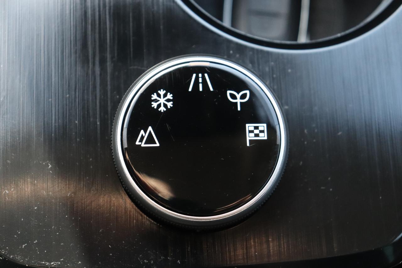 2024 Nissan Rogue S  AWD NO ACCIDENTS REMOTE START B-SPOT CARPLAY Photo