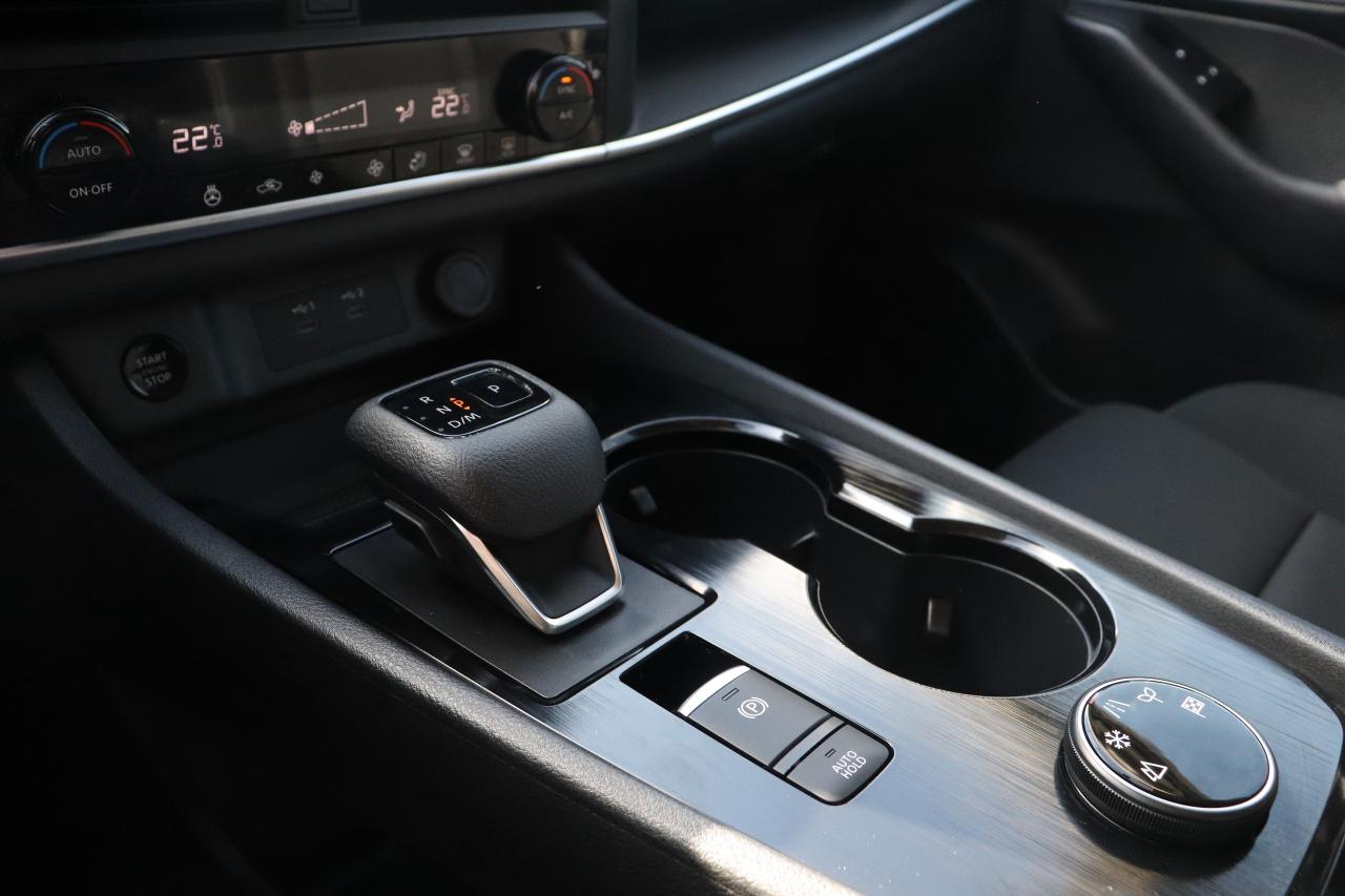 2024 Nissan Rogue S  AWD NO ACCIDENTS REMOTE START B-SPOT CARPLAY Photo