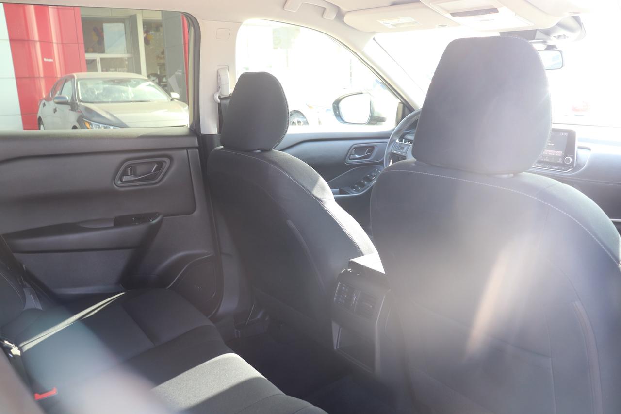 2024 Nissan Rogue S  AWD NO ACCIDENTS REMOTE START B-SPOT CARPLAY Photo