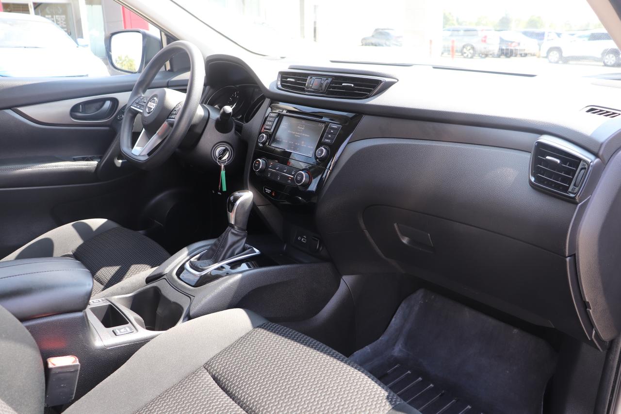 2023 Nissan Qashqai S AWD NO ACCIDENTS CARPLAY B-SPOT HTD SEATS CAMERA Photo