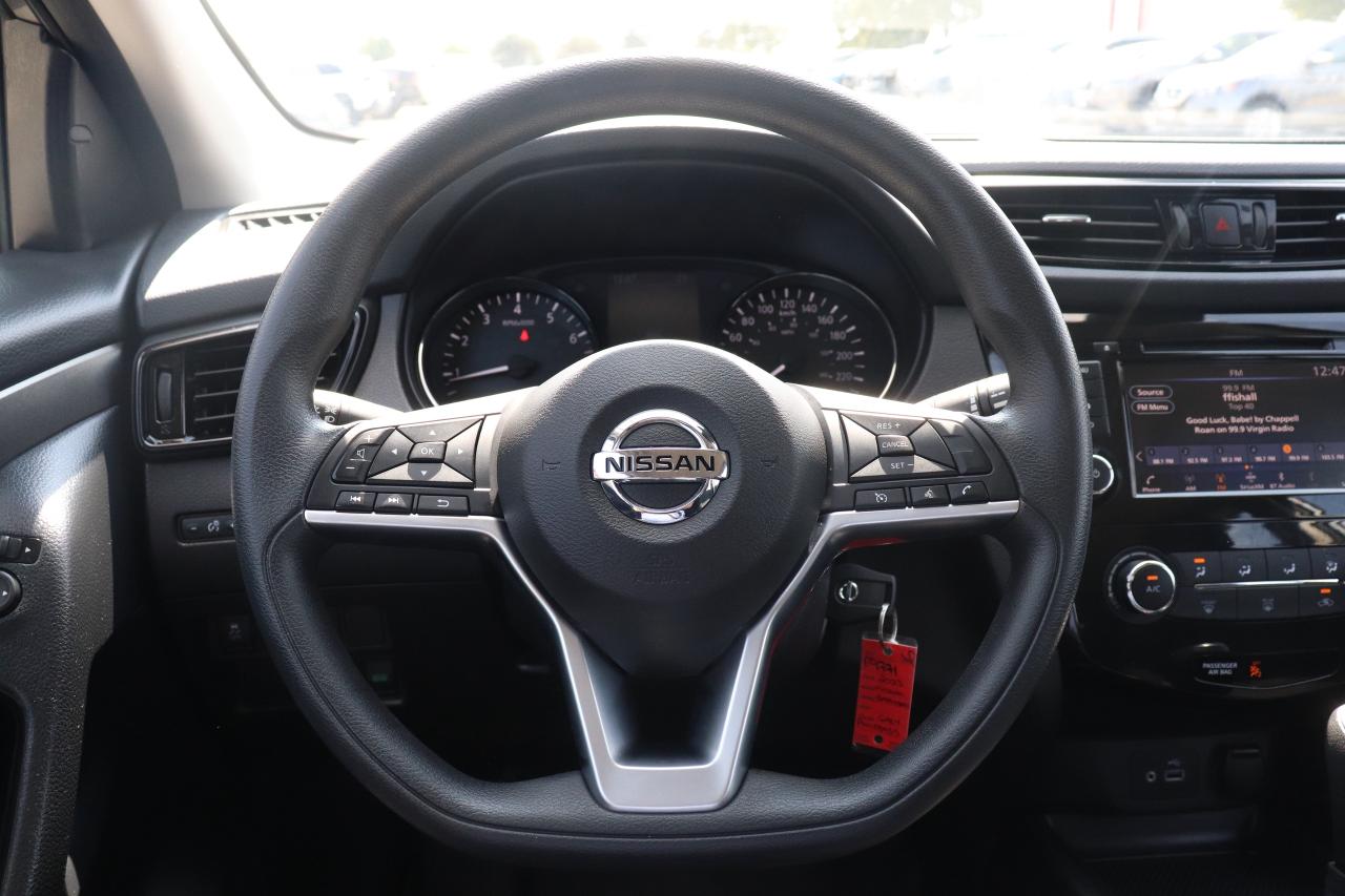 2023 Nissan Qashqai S AWD NO ACCIDENTS CARPLAY B-SPOT HTD SEATS CAMERA Photo