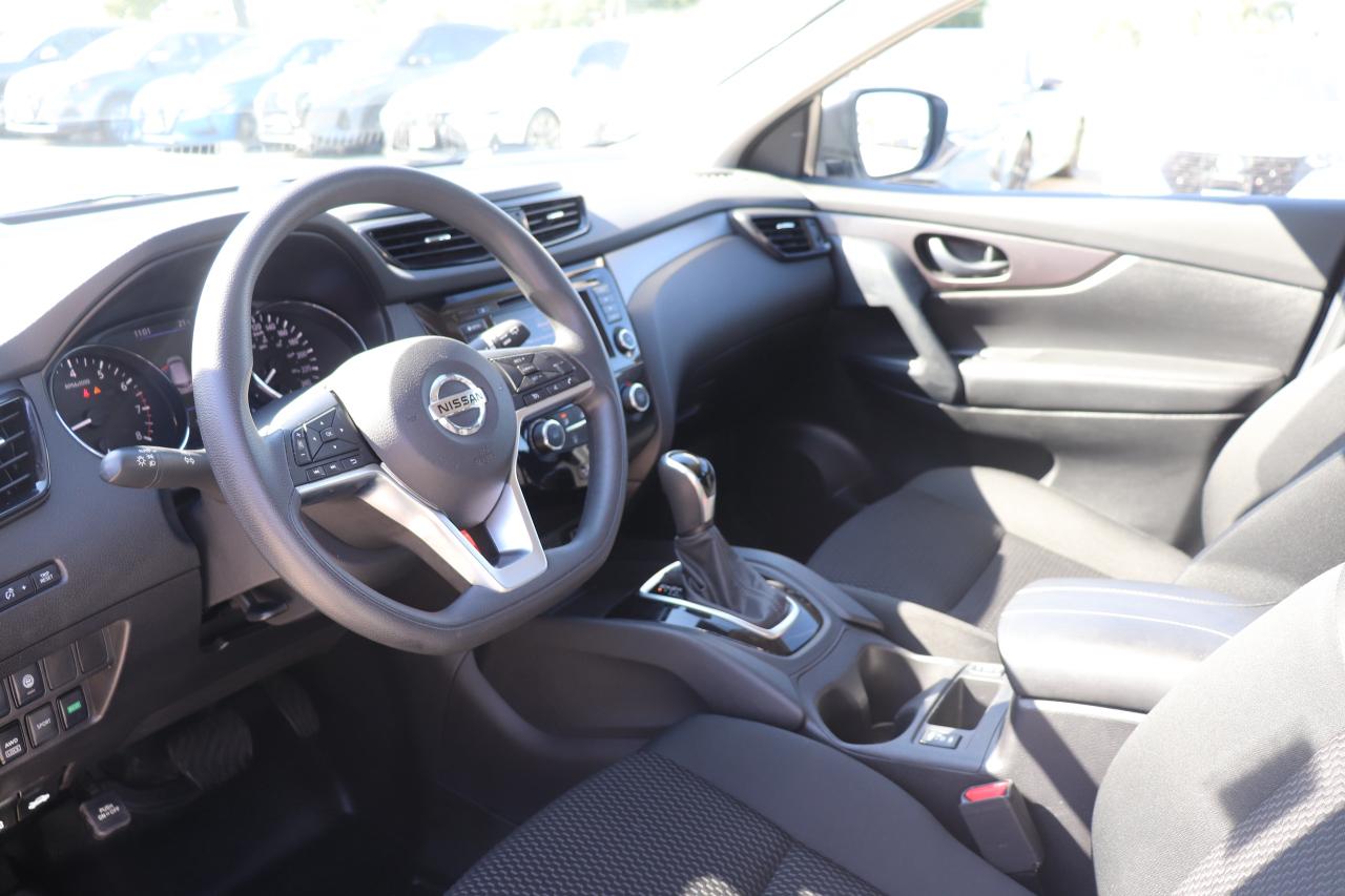 2023 Nissan Qashqai S AWD NO ACCIDENTS CARPLAY B-SPOT HTD SEATS CAMERA Photo