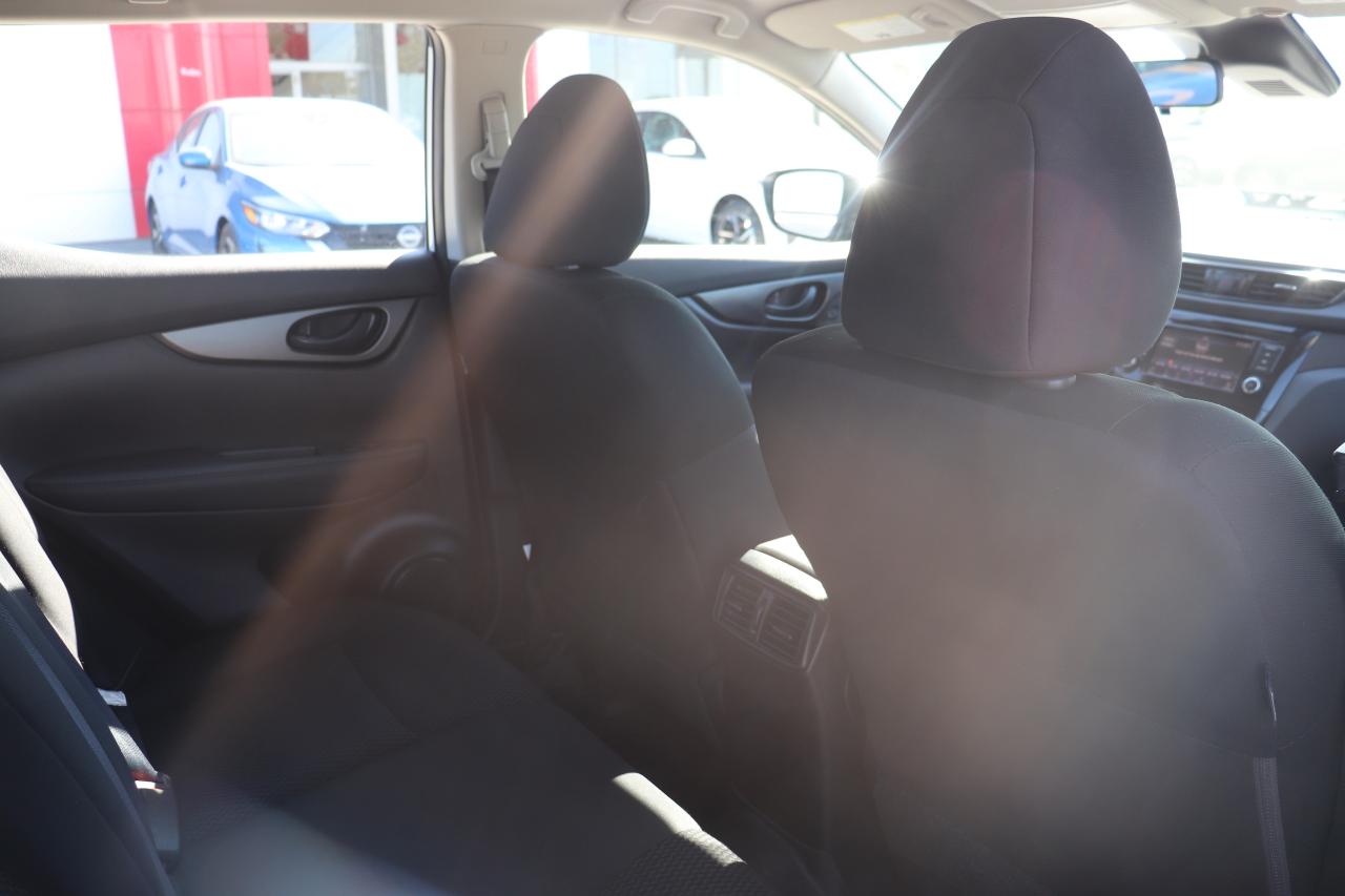 2023 Nissan Qashqai S AWD NO ACCIDENTS CARPLAY B-SPOT HTD SEATS CAMERA Photo