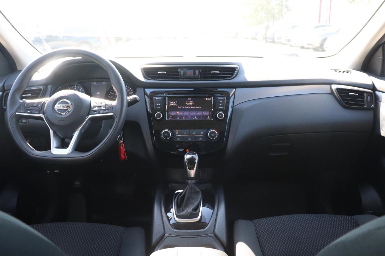 2023 Nissan Qashqai S AWD NO ACCIDENTS CARPLAY B-SPOT HTD SEATS CAMERA Photo