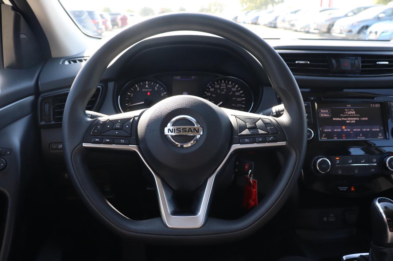 2023 Nissan Qashqai S AWD NO ACCIDENTS CARPLAY B-SPOT HTD SEATS CAMERA Photo