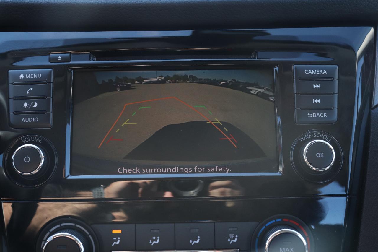 2023 Nissan Qashqai S AWD NO ACCIDENTS CARPLAY B-SPOT HTD SEATS CAMERA Photo