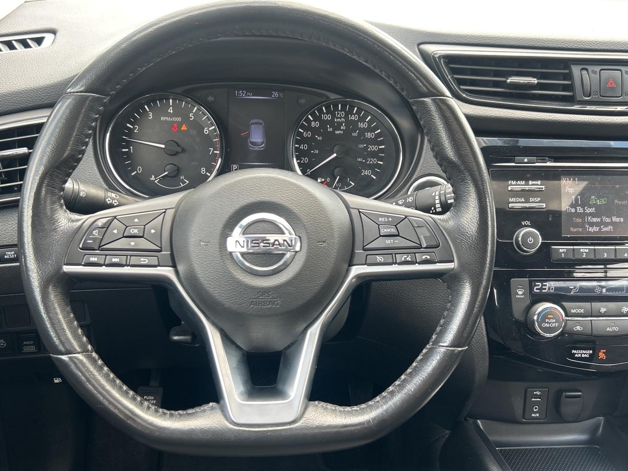 2018 Nissan Qashqai SV AWD   Sunroof   Heated Seats & Steering Wheel Photo