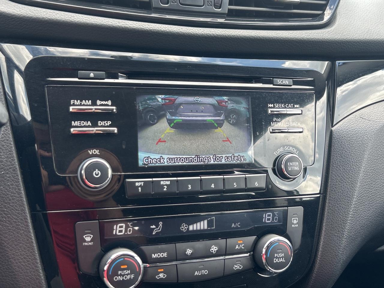 2018 Nissan Qashqai SV AWD   Sunroof   Heated Seats & Steering Wheel Photo