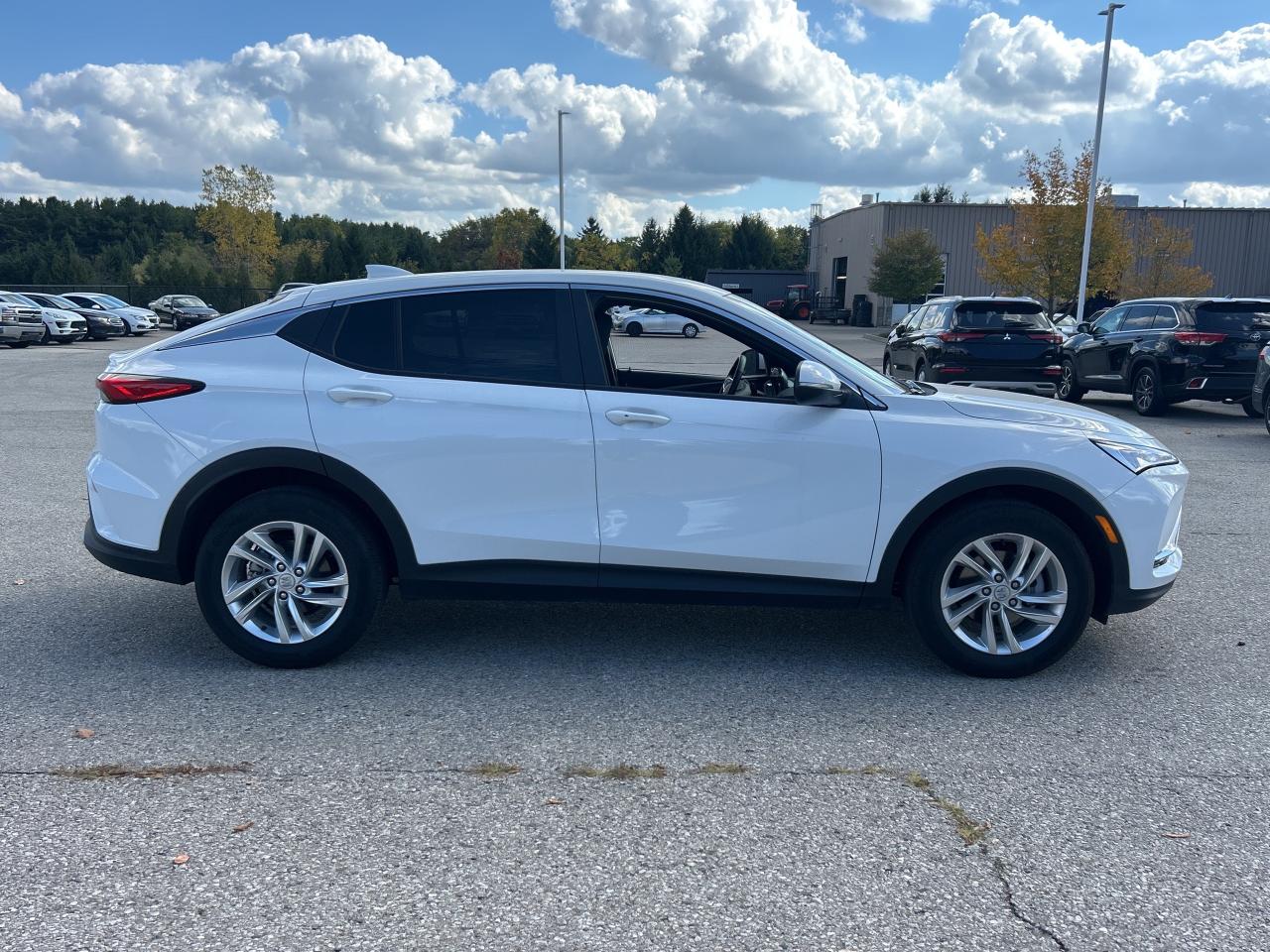 2025 Buick Envista Preferred   Heated Seats & Steering Wheel Photo2