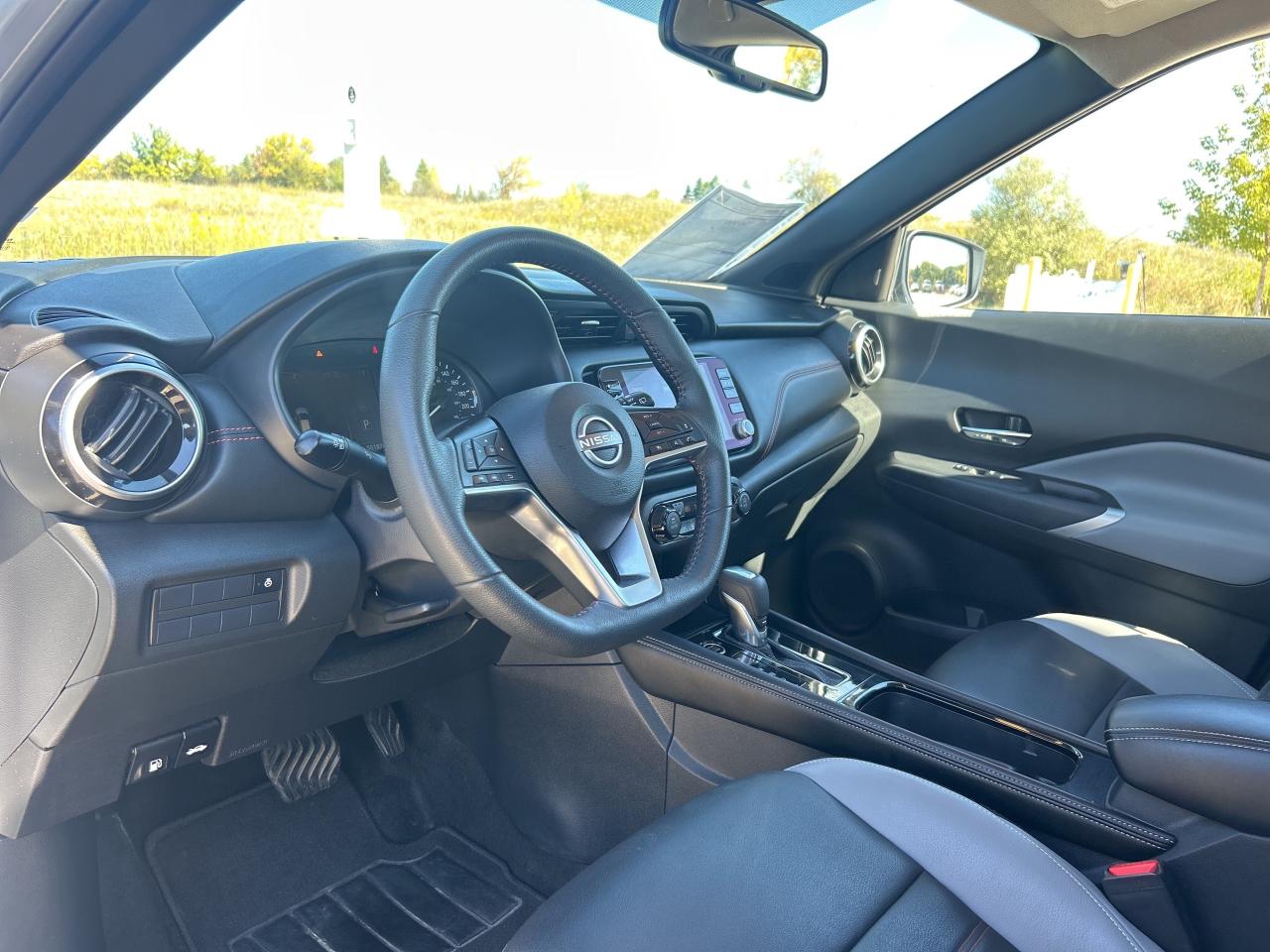 2024 Nissan Kicks SR Premium   Leather   Heated Seats/Steering Wheel Photo