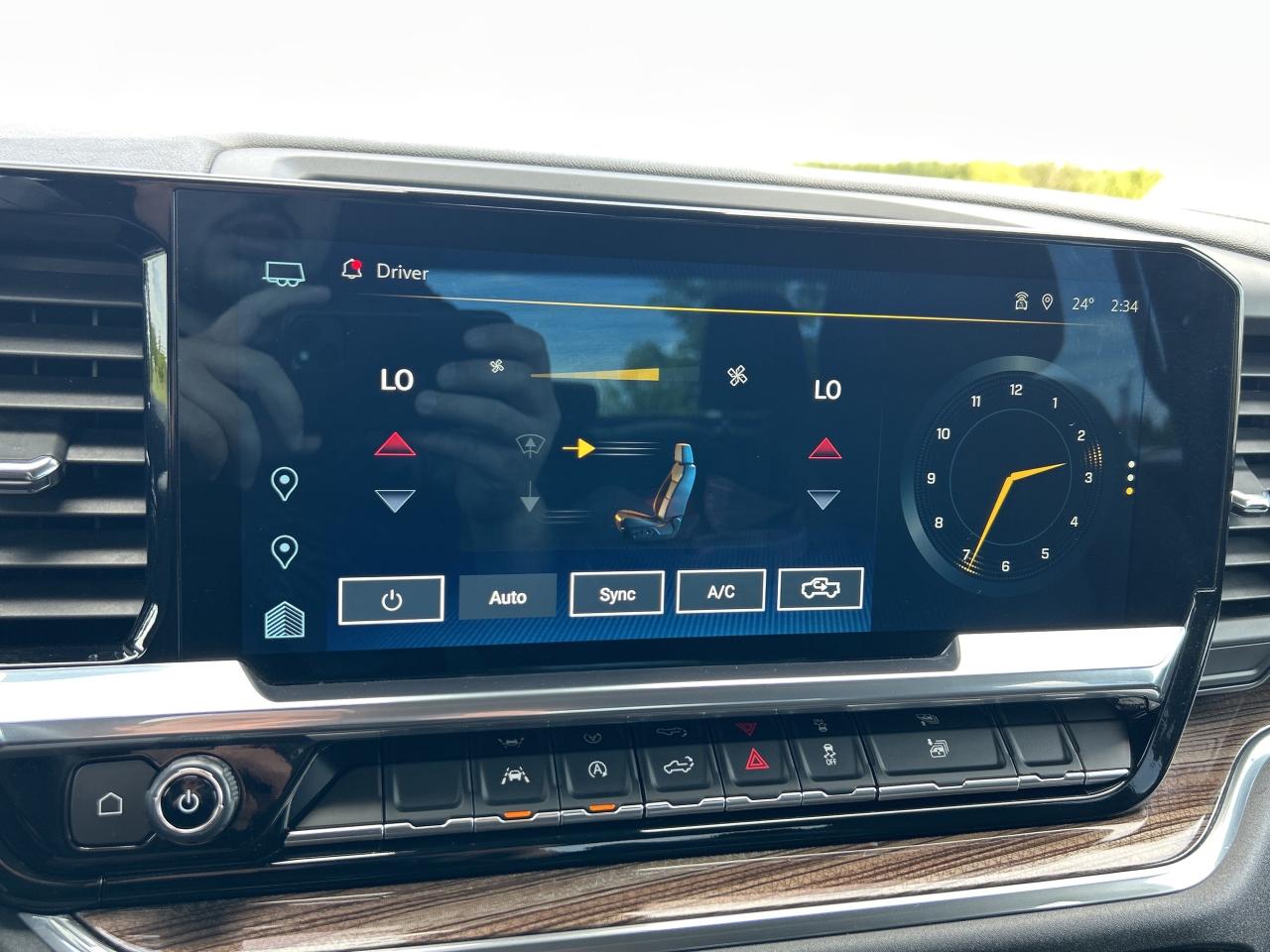 2024 Chevrolet Silverado 1500 LT 4x4 Crew Cab   Heated Seats & Steering Wheel Photo