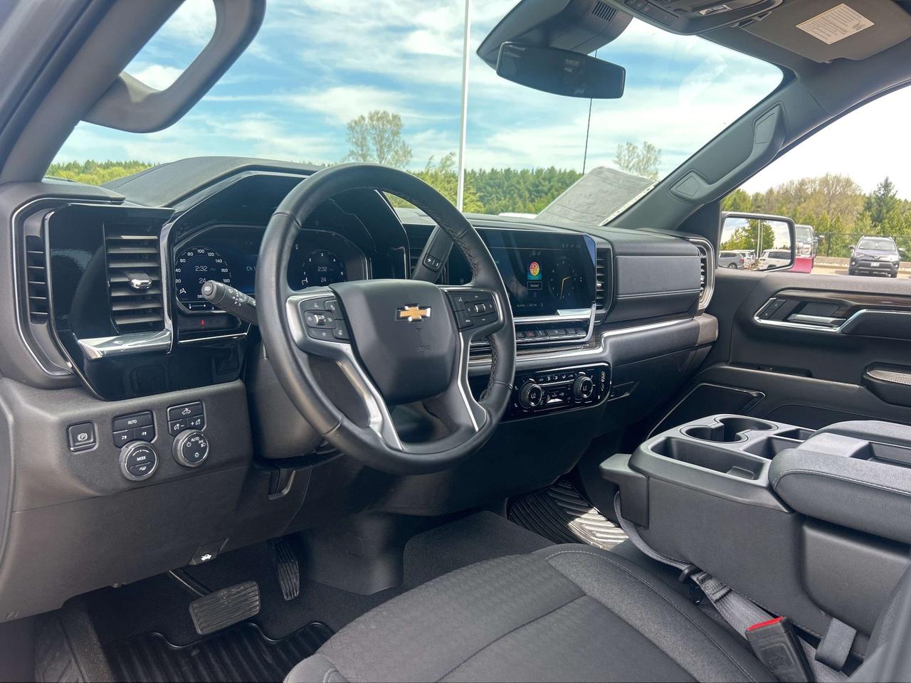 2024 Chevrolet Silverado 1500 LT 4x4 Crew Cab   Heated Seats & Steering Wheel Photo