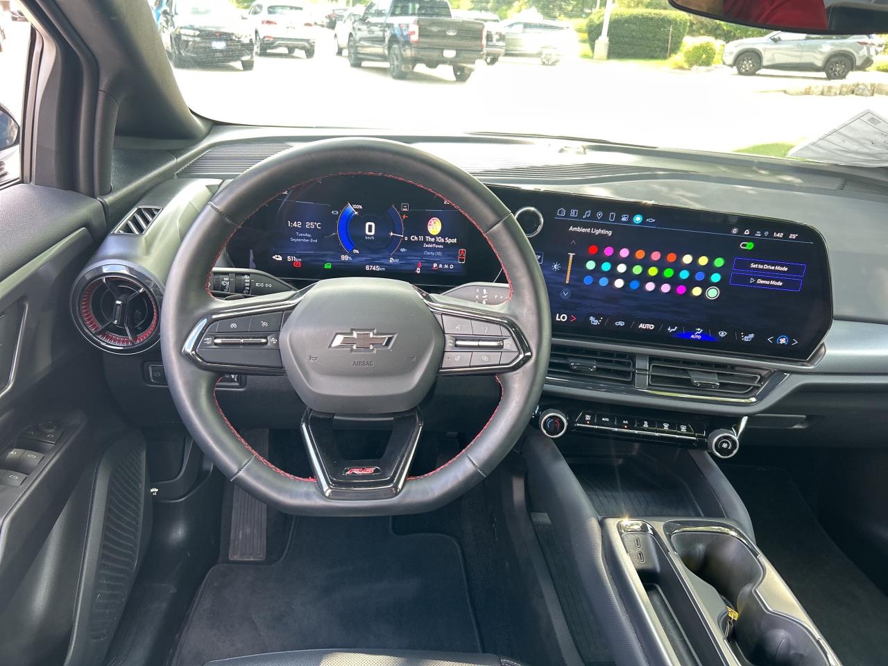 2024 Chevrolet Equinox EV RS w/2RS   Nav.   Heated Seats & Steering Wheel Photo