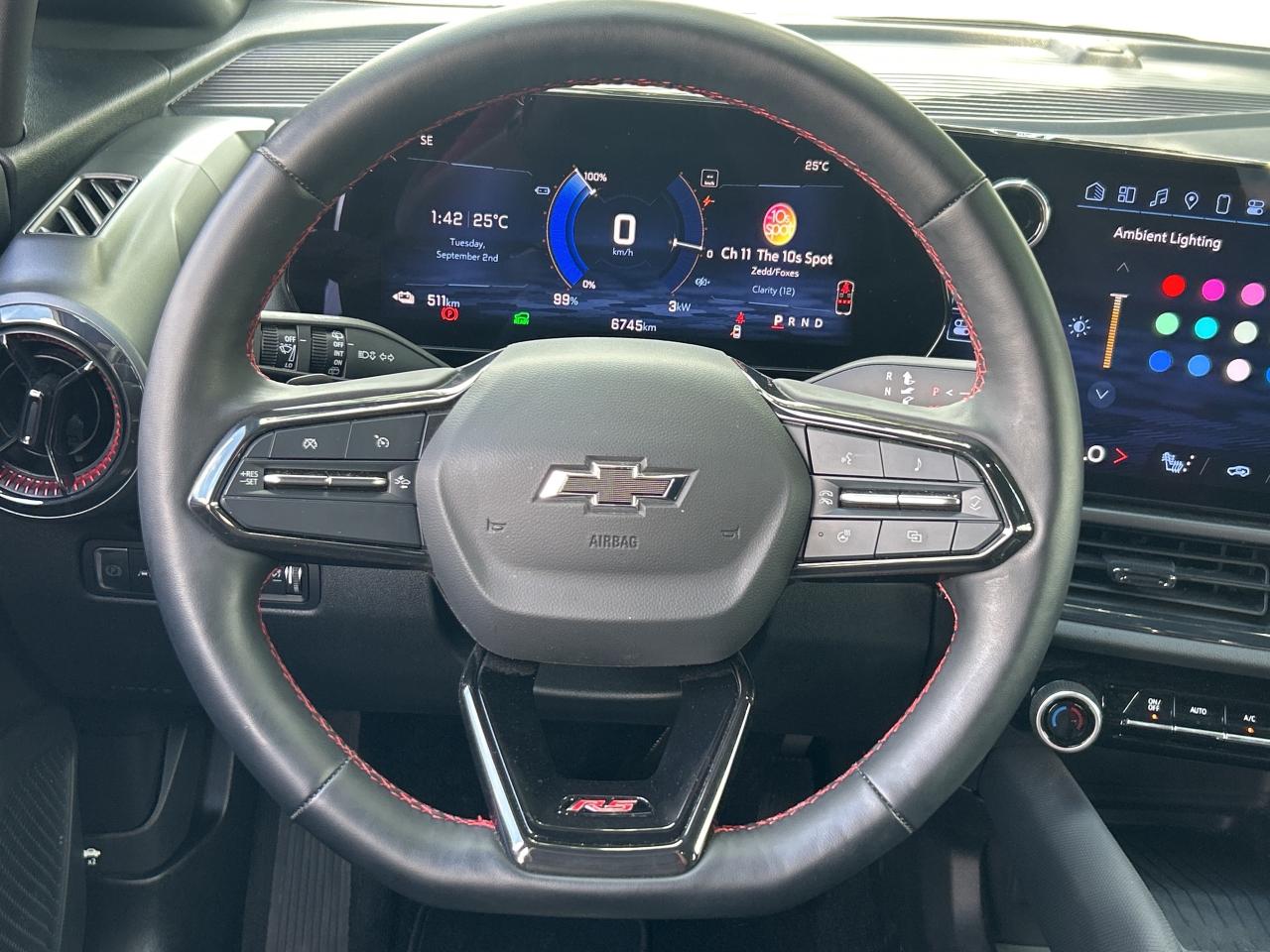 2024 Chevrolet Equinox EV RS w/2RS   Nav.   Heated Seats & Steering Wheel Photo