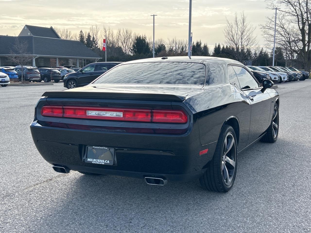 2014 Dodge Challenger R/T Classic V8   Sunroof   Leather   Heated Seats Photo3