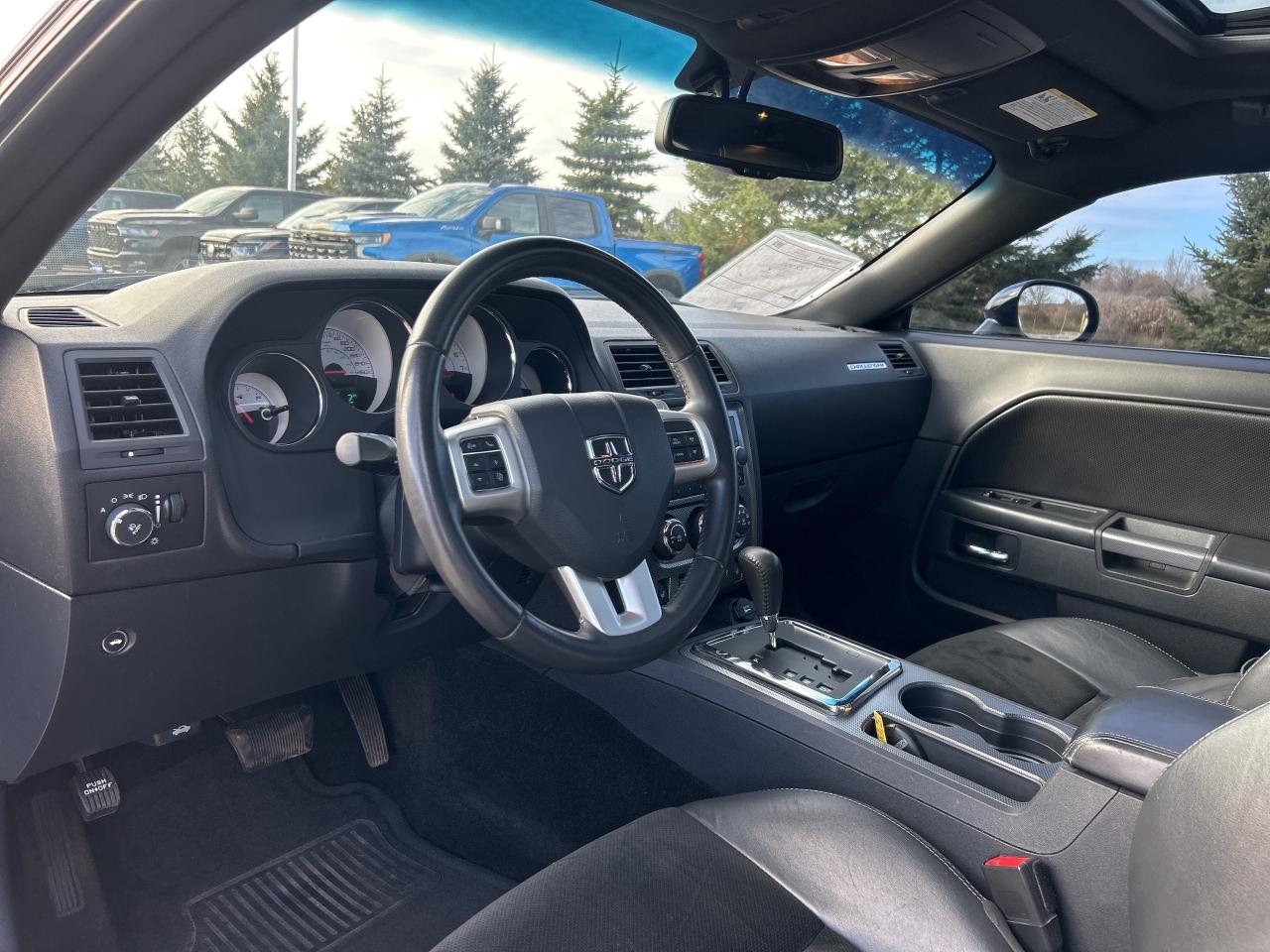 2014 Dodge Challenger R/T Classic V8   Sunroof   Leather   Heated Seats Photo