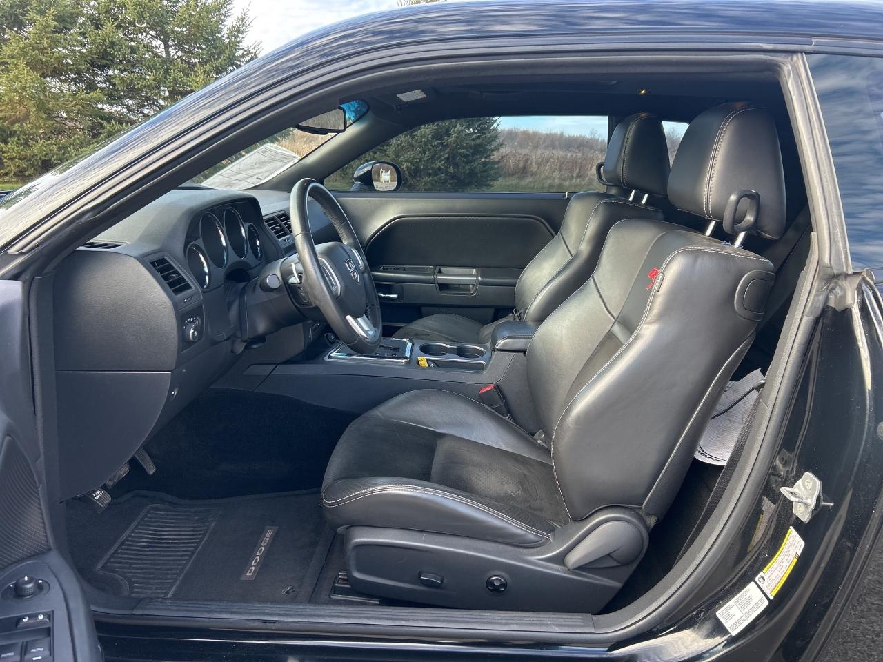 2014 Dodge Challenger R/T Classic V8   Sunroof   Leather   Heated Seats Photo