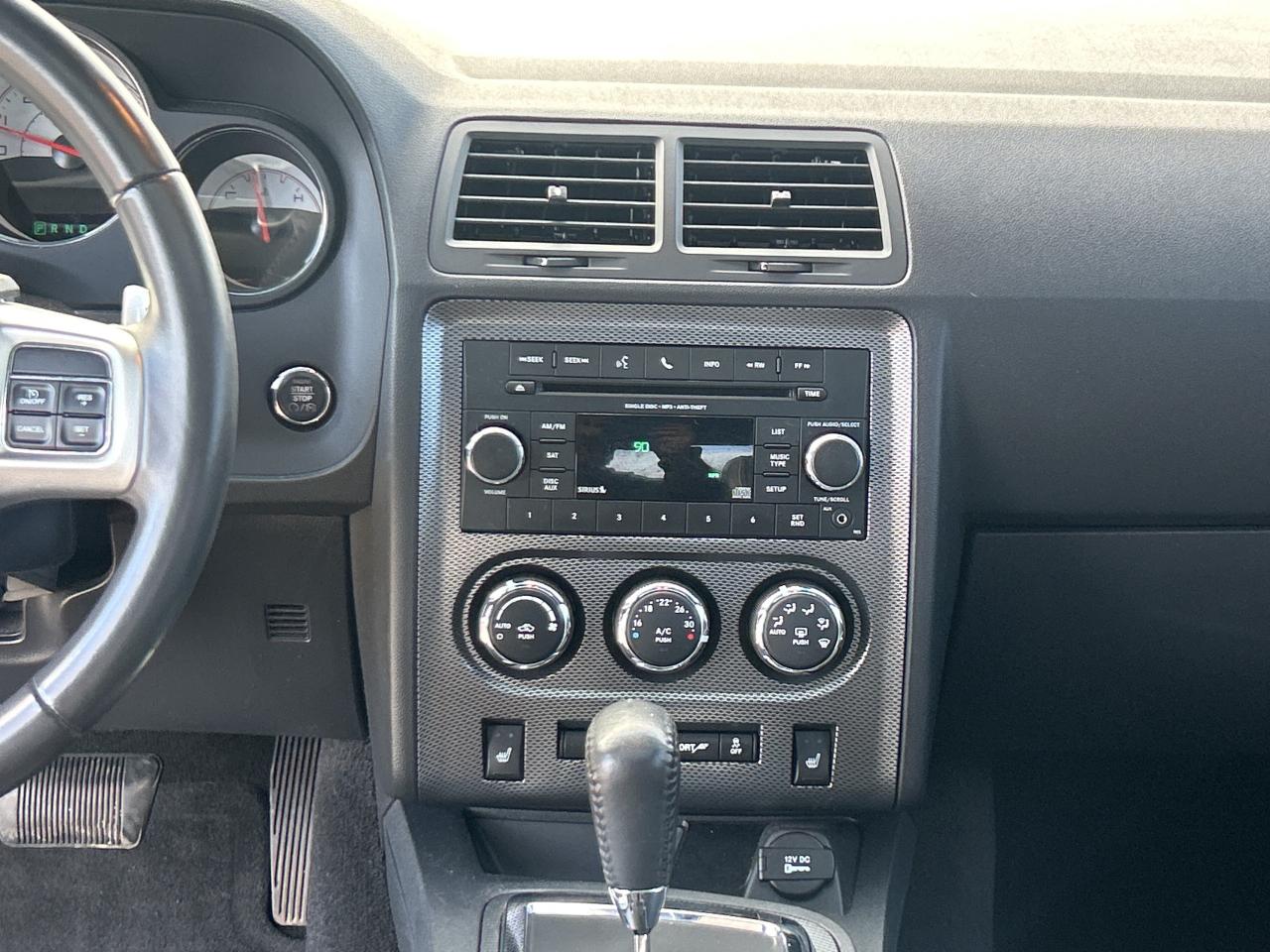 2014 Dodge Challenger R/T Classic V8   Sunroof   Leather   Heated Seats Photo
