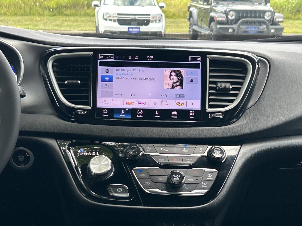 2025 Chrysler Grand Caravan SXT   Leather   Heated Seats & Steering Wheel Photo