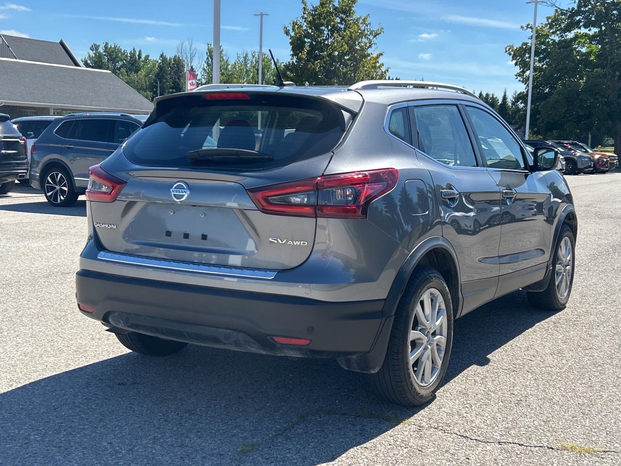2023 Nissan Qashqai SV AWD   Sunroof   Heated Seats & Steering Wheel Photo3