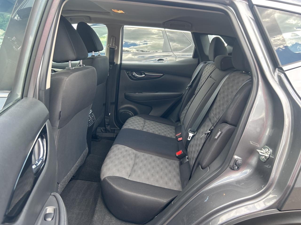 2023 Nissan Qashqai SV AWD   Sunroof   Heated Seats & Steering Wheel Photo