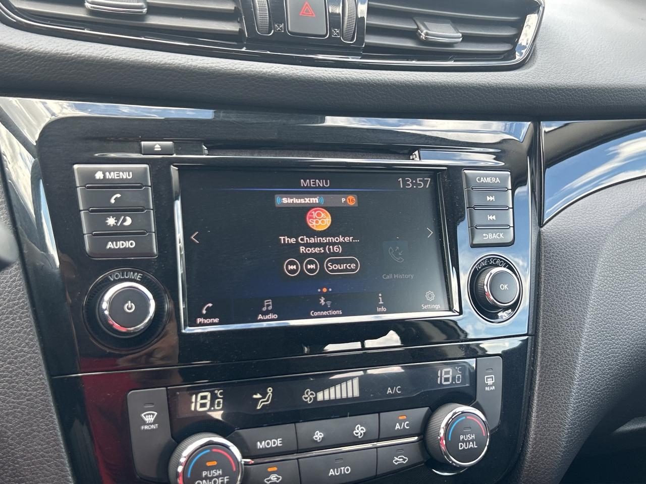 2023 Nissan Qashqai SV AWD   Sunroof   Heated Seats & Steering Wheel Photo