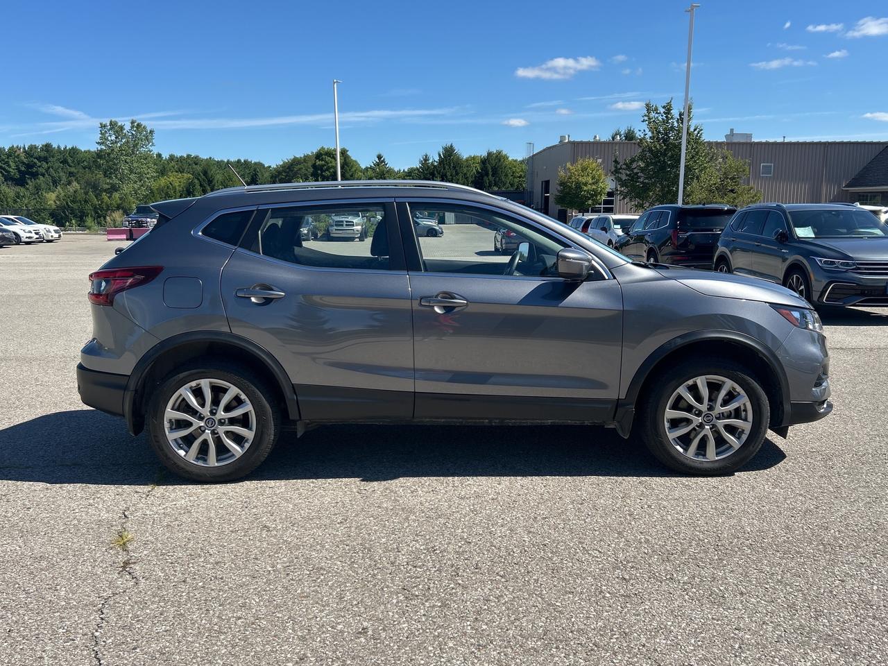 2023 Nissan Qashqai SV AWD   Sunroof   Heated Seats & Steering Wheel Photo