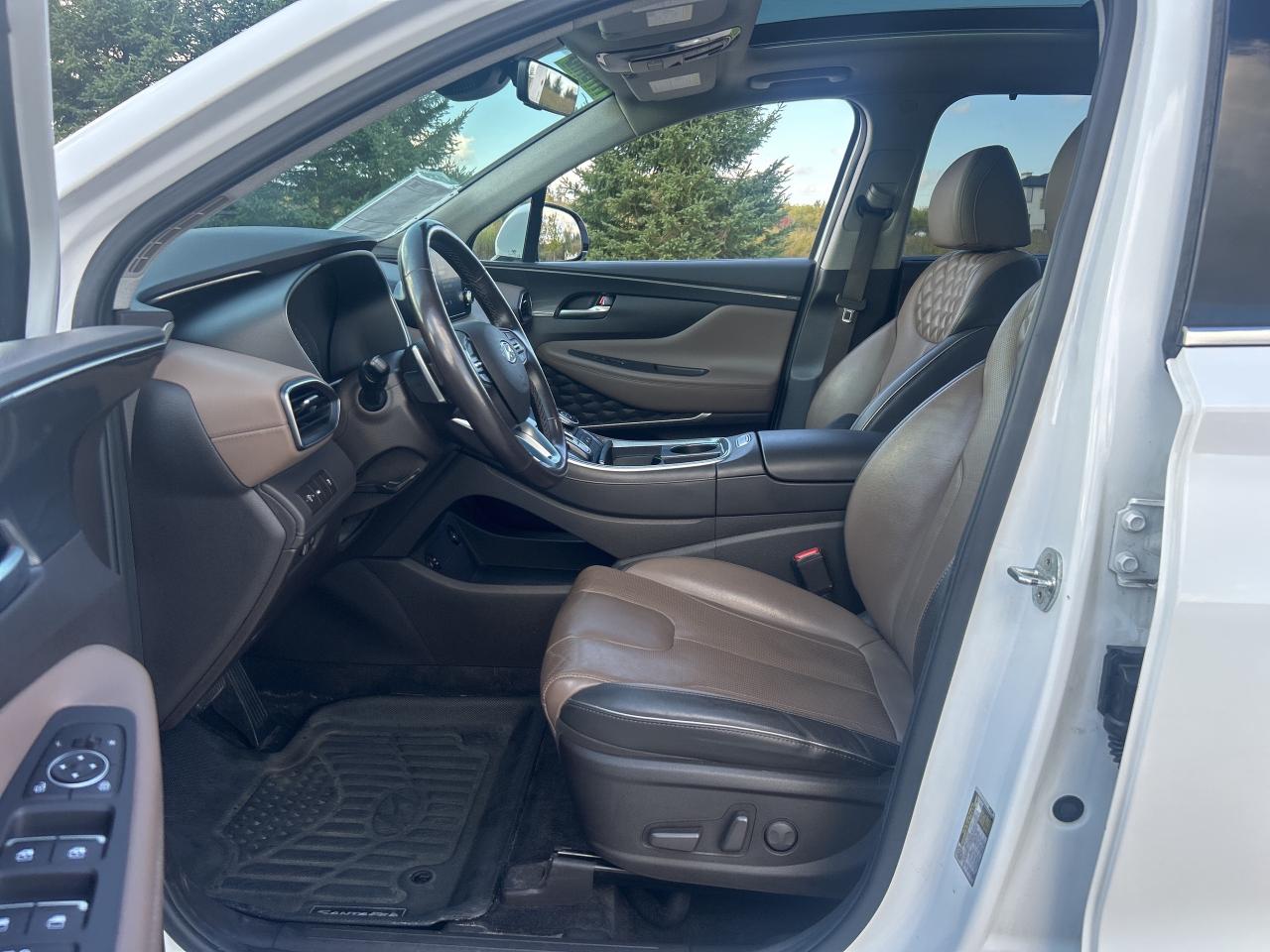 2022 Hyundai Santa Fe Hybrid Preferred AWD w/Trend Pkg.   Pano Roof   Leather Photo