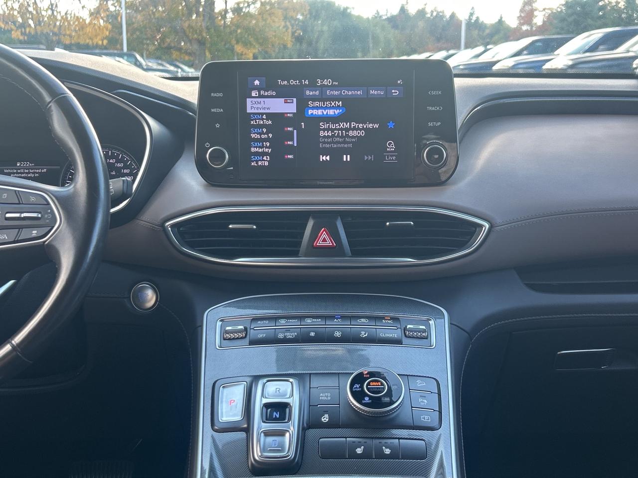 2022 Hyundai Santa Fe Hybrid Preferred AWD w/Trend Pkg.   Pano Roof   Leather Photo