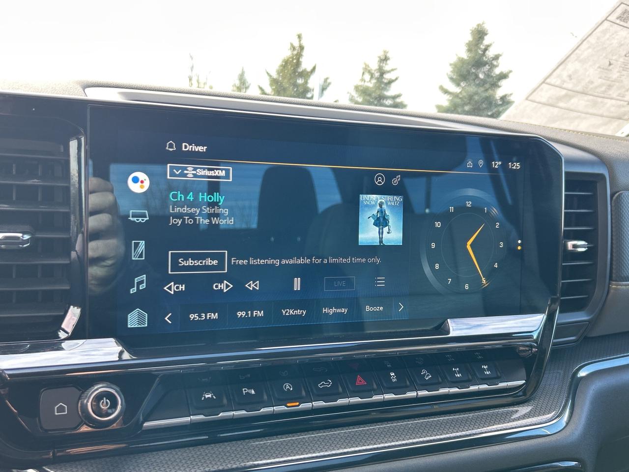 2022 Chevrolet Silverado 1500 ZR2 4x4 Crew   Nav   Sunroof   Heated/Cooled Seats Photo