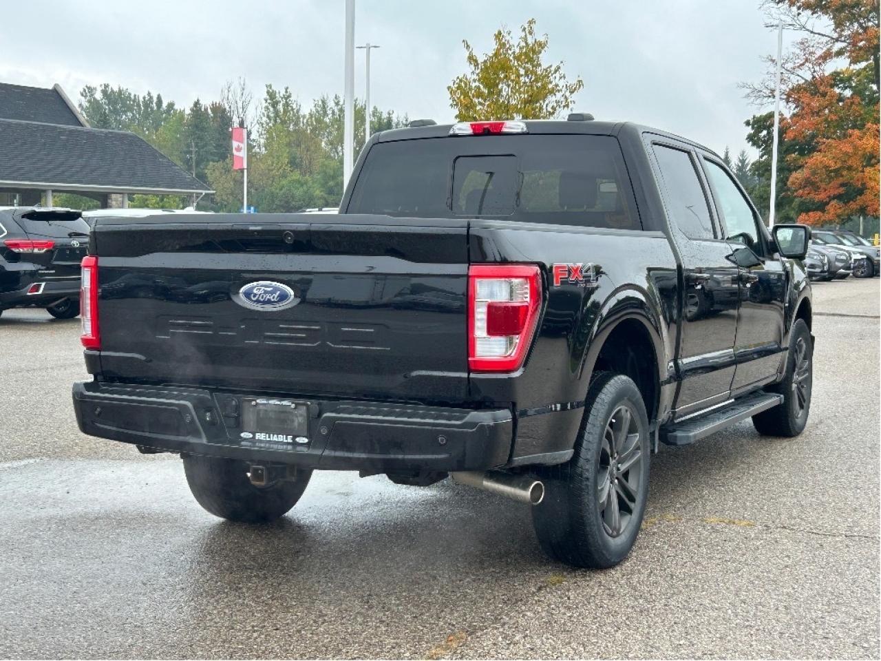 2022 Ford F-150 LARIAT FX4   Nav   Pano Roof   Heated/Cooled Seats Photo