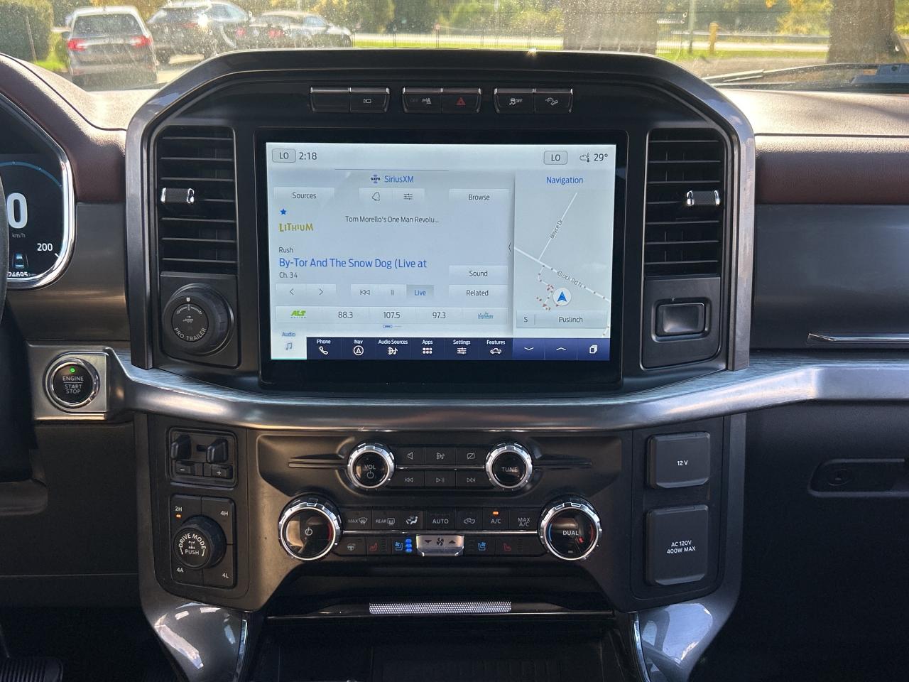 2022 Ford F-150 LARIAT FX4   Nav   Pano Roof   Heated/Cooled Seats Photo