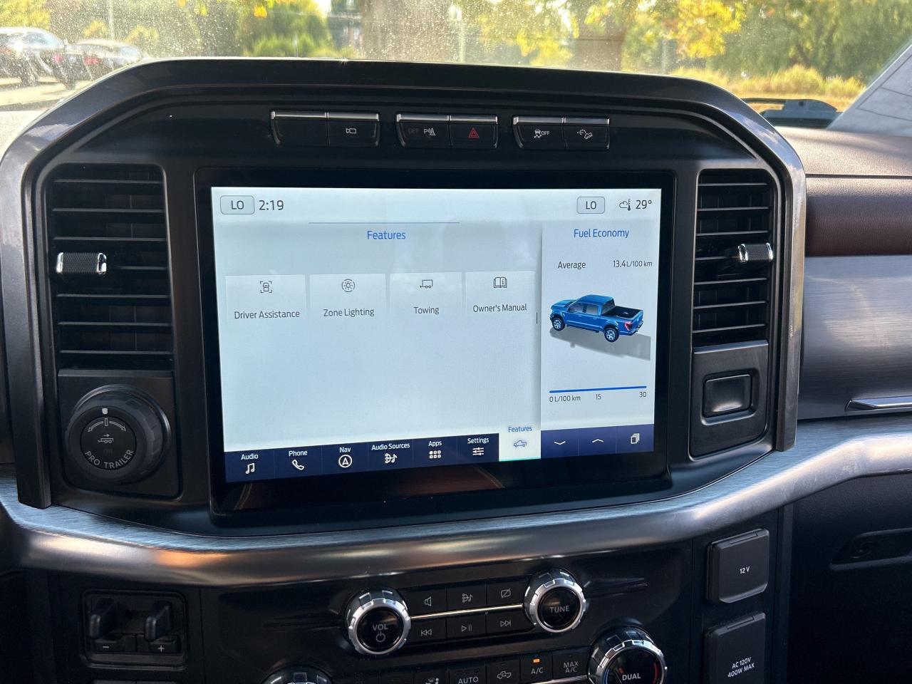 2022 Ford F-150 LARIAT FX4   Nav   Pano Roof   Heated/Cooled Seats Photo