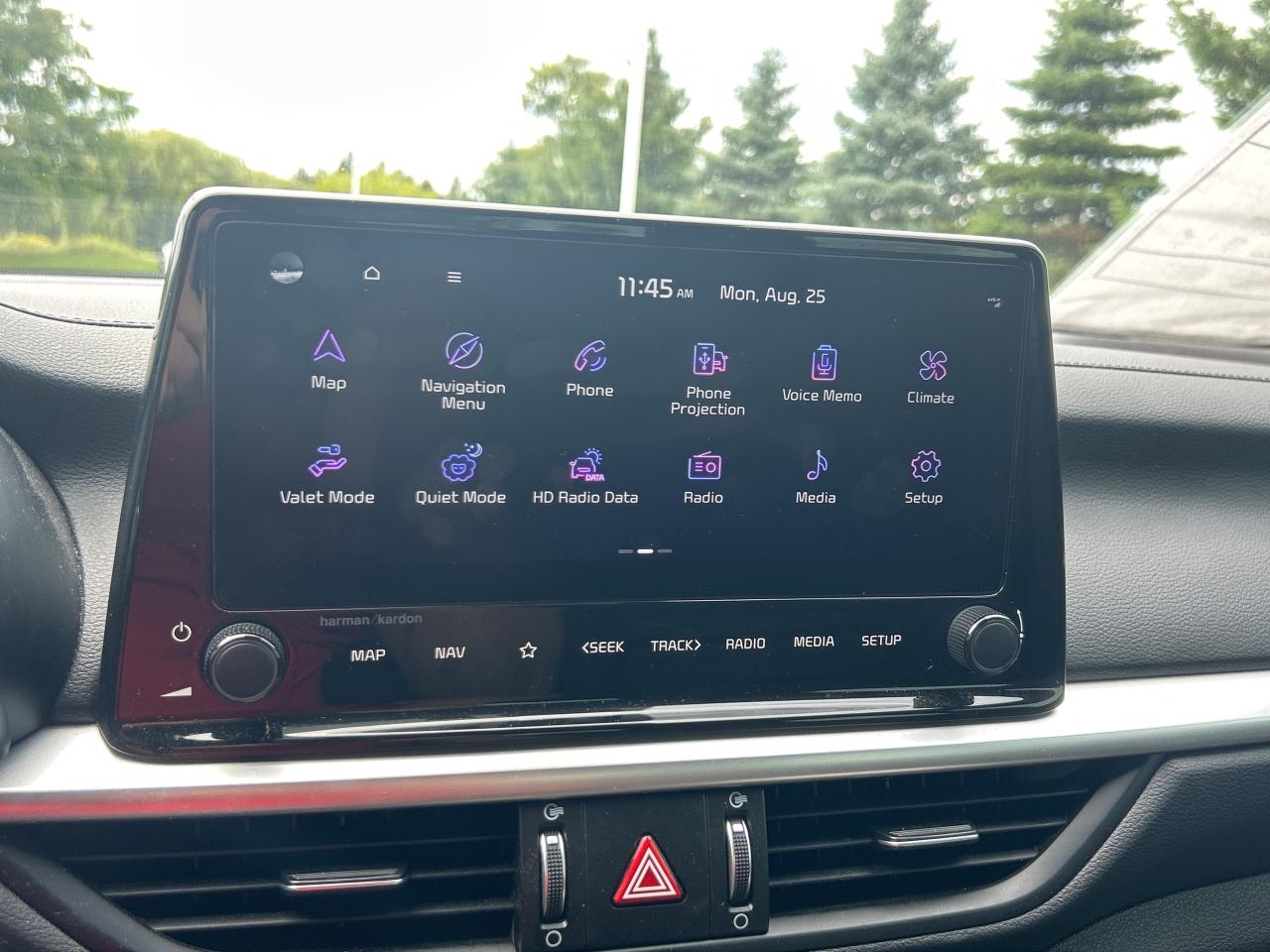 2023 Kia Forte GT Limited   Nav.   Sunroof   Heated/Cooled Seats Photo