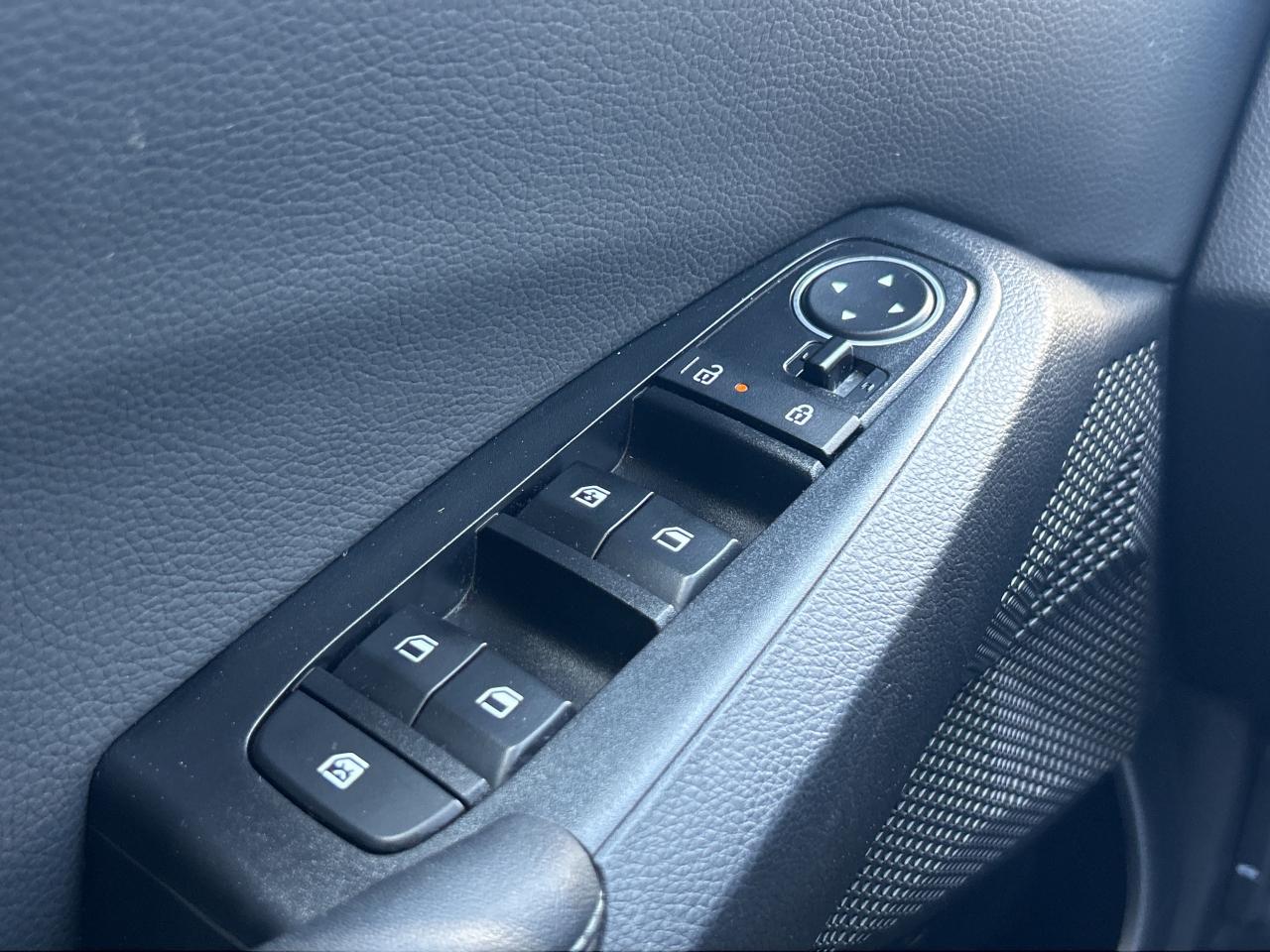 2025 Kia Seltos EX AWD   Sunroof   Leather   Heated Seats Photo