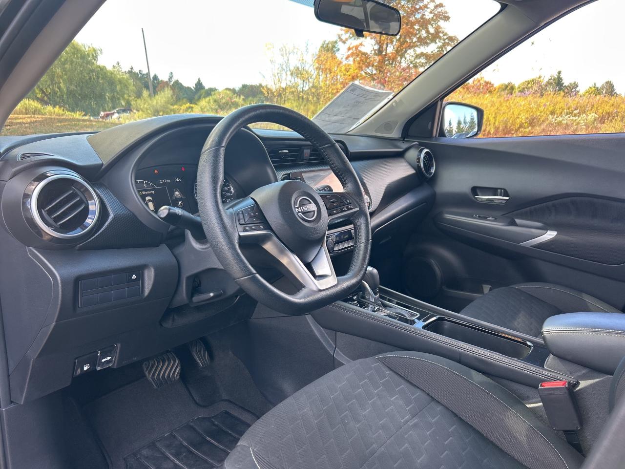 2024 Nissan Kicks SV   Heated Seats & Steering Wheel   Remote Start Photo