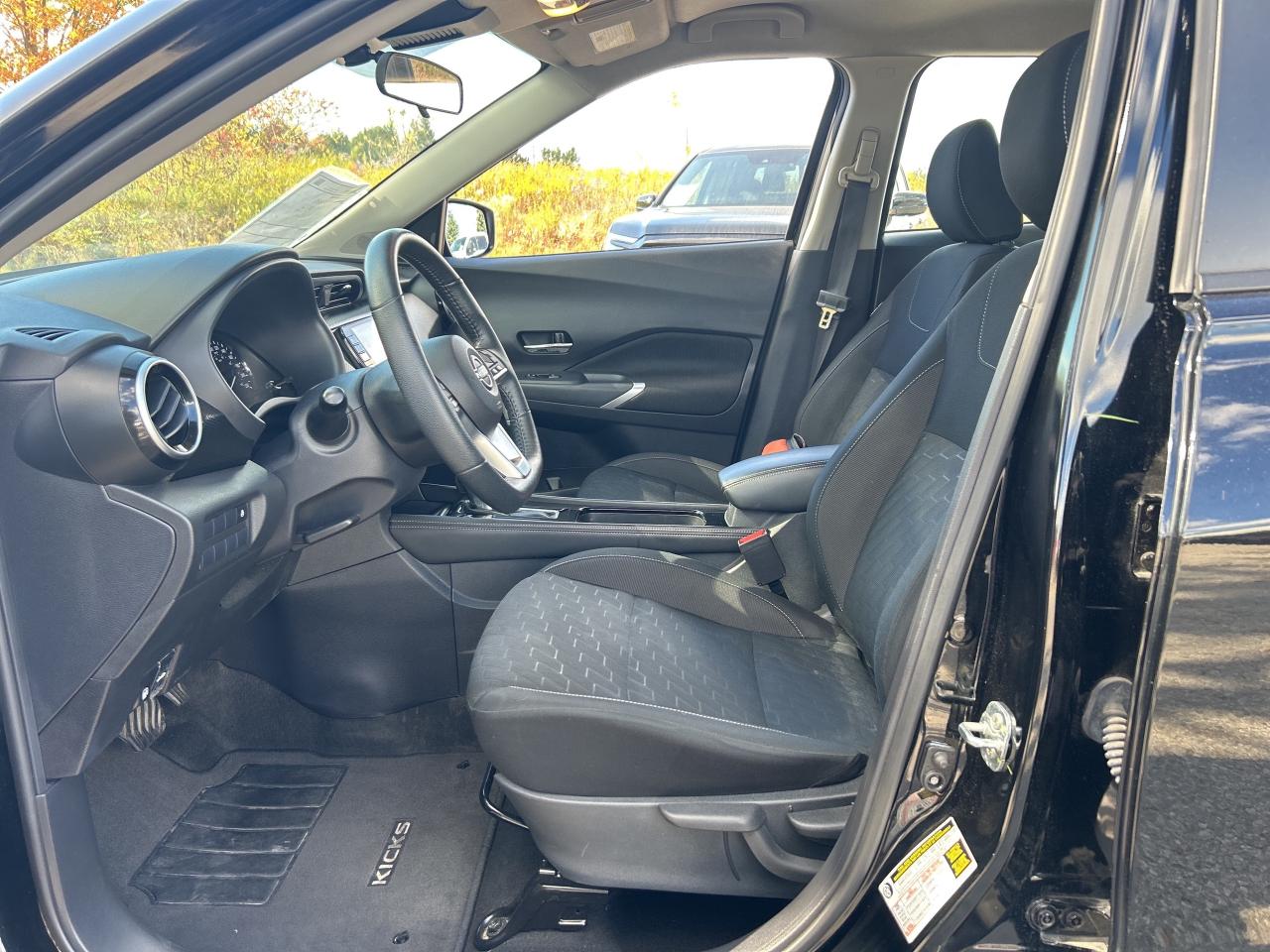 2024 Nissan Kicks SV   Heated Seats & Steering Wheel   Remote Start Photo
