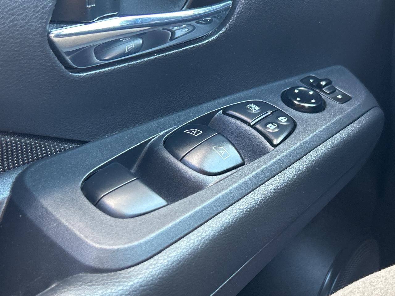 2024 Nissan Kicks SV   Heated Seats & Steering Wheel   Remote Start Photo