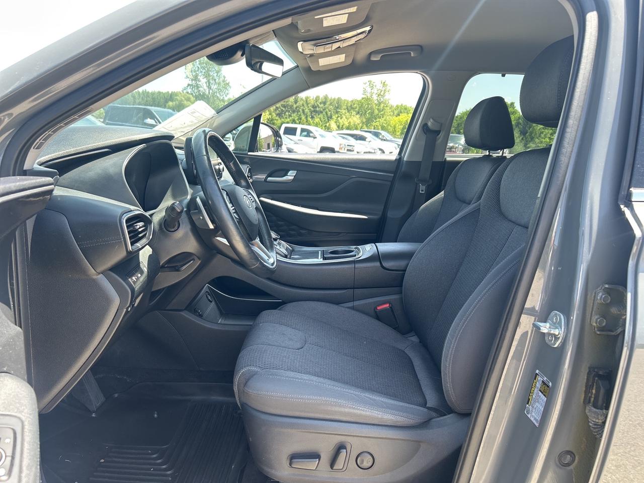 2021 Hyundai Santa Fe Preferred AWD   Heated Seats & Steering Wheel Photo