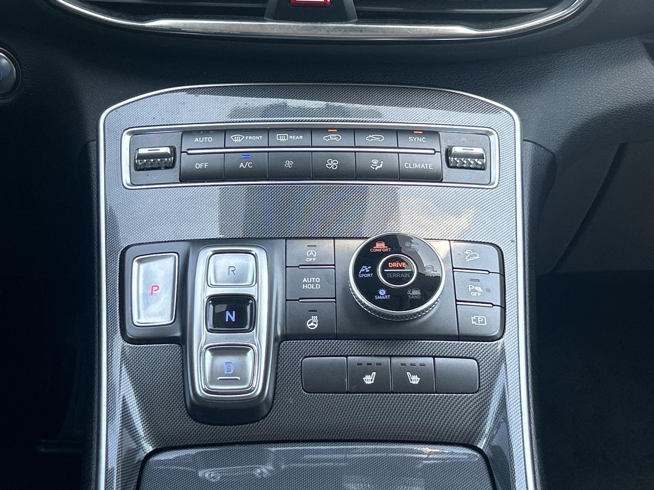 2021 Hyundai Santa Fe Preferred AWD   Heated Seats & Steering Wheel Photo