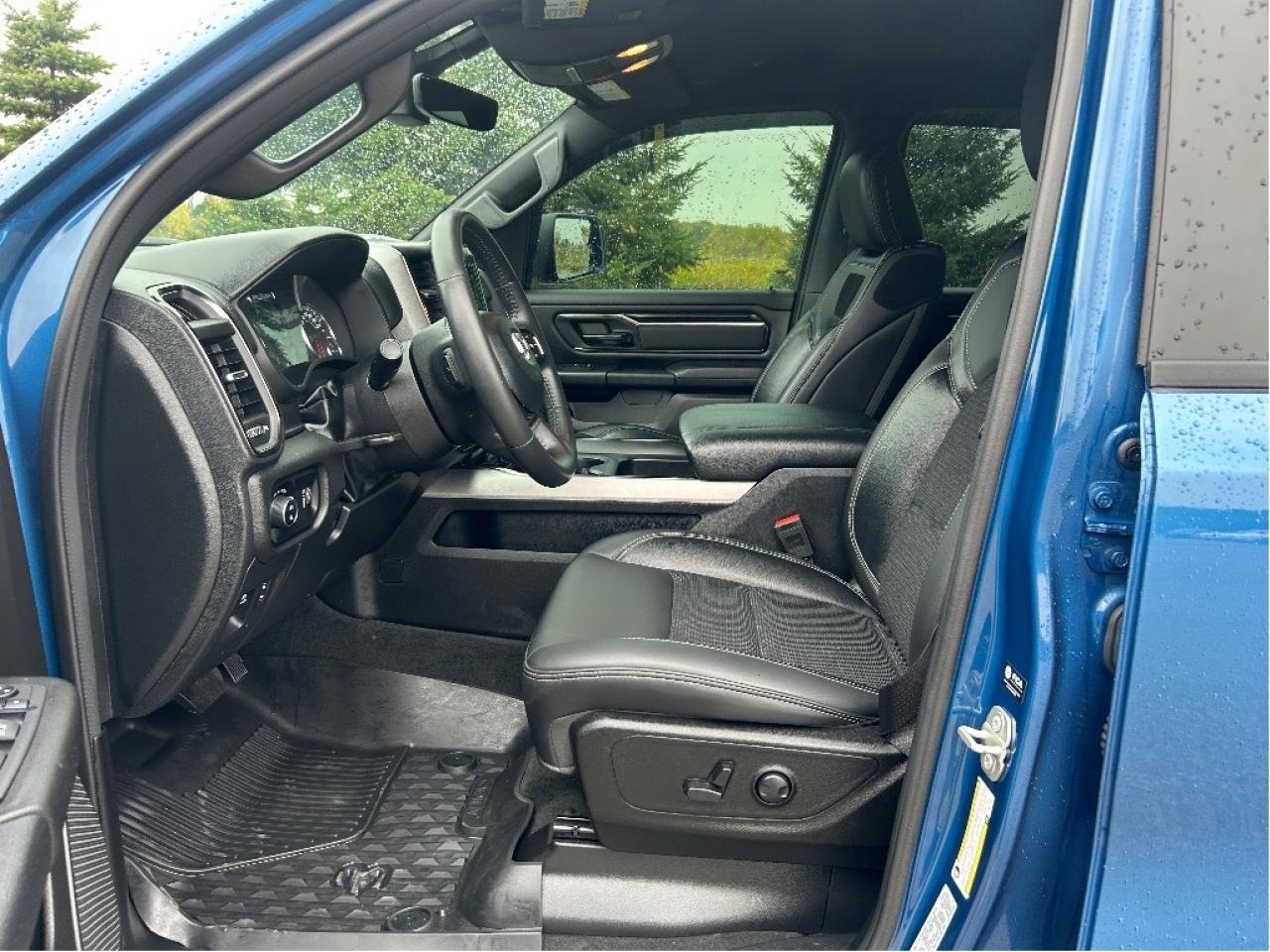 2024 RAM 1500 Big Horn 4x4 Crew Cab   Nav.   Heated Seats Photo