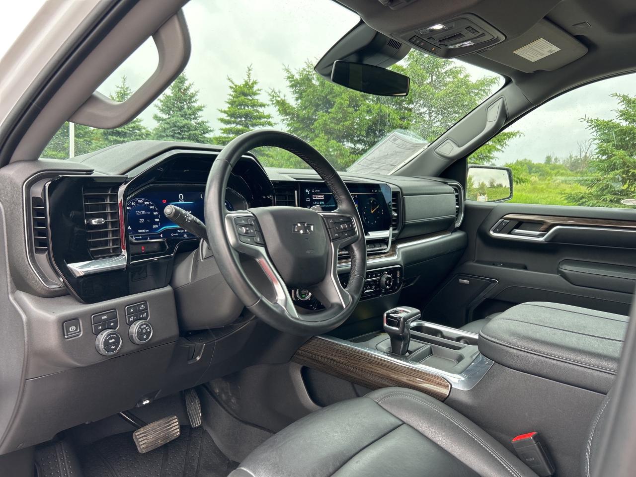 2023 Chevrolet Silverado 1500 RST 4x4 Crew Cab   Heated Seats & Steering Wheel Photo