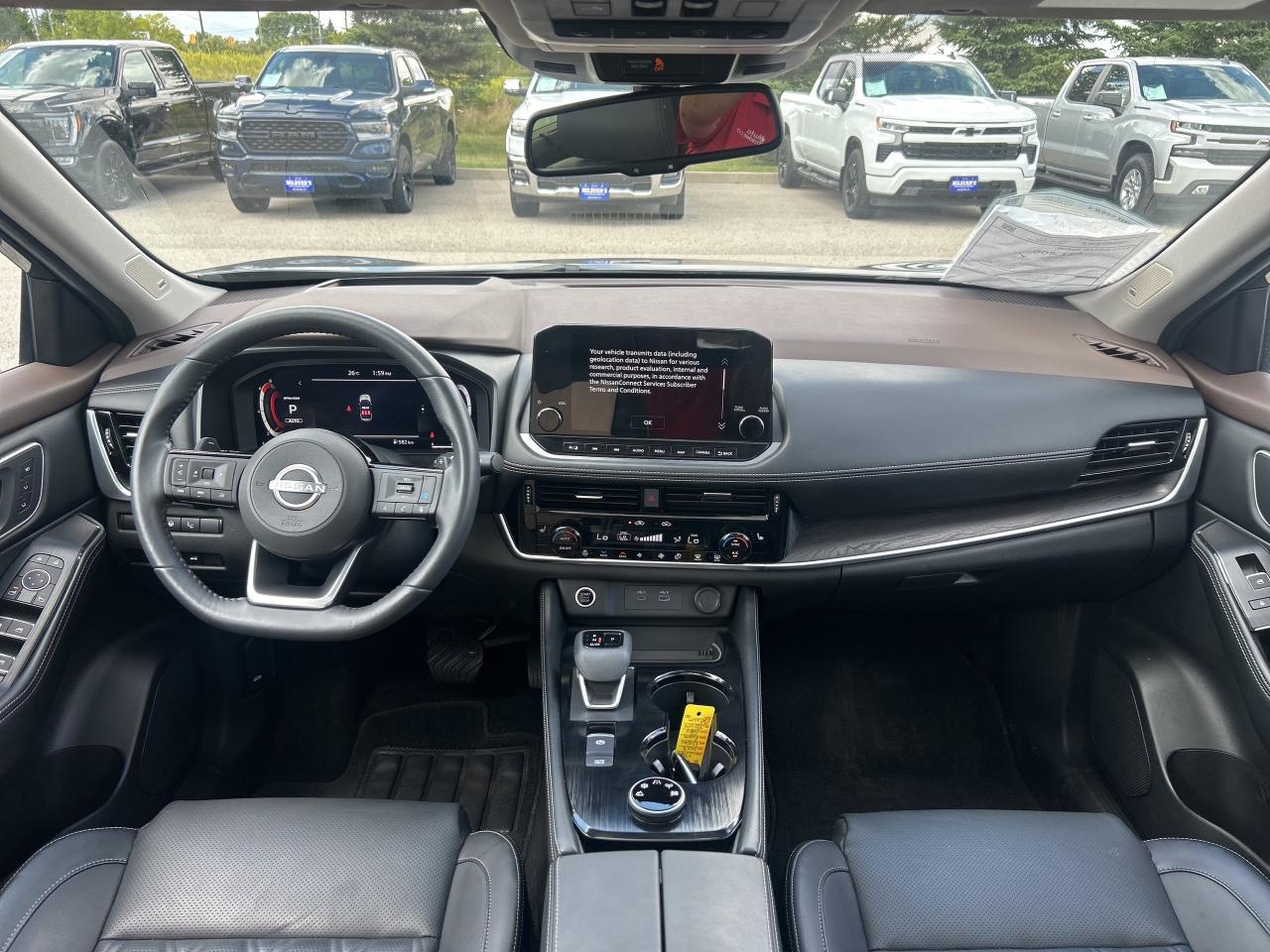 2023 Nissan Rogue Platinum AWD   Nav.   Pano Roof   Heated Seats Photo