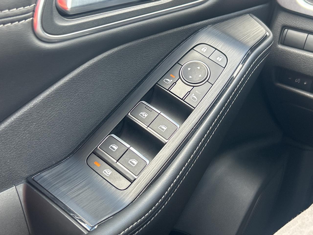 2023 Nissan Rogue Platinum AWD   Nav.   Pano Roof   Heated Seats Photo