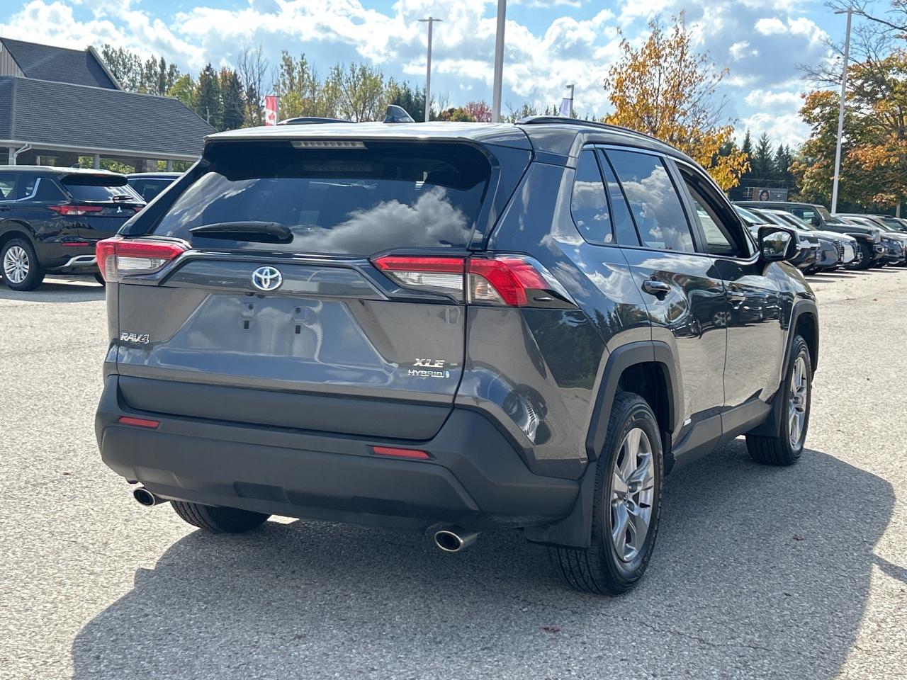 2024 Toyota RAV4 Hybrid XLE AWD   Sunroof   Heated Seats & Steering Wheel Photo3